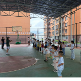 “笔墨传韵，运动逐光”：中南大学“运动之光”实践团点亮江华暑期课堂