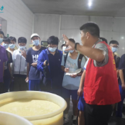 湖南师范大学附属中学学子走进攸县探秘非遗豆腐工艺