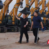 潭企逐光·民建赋能丨杨鑫文:一台挖机 一肩担当