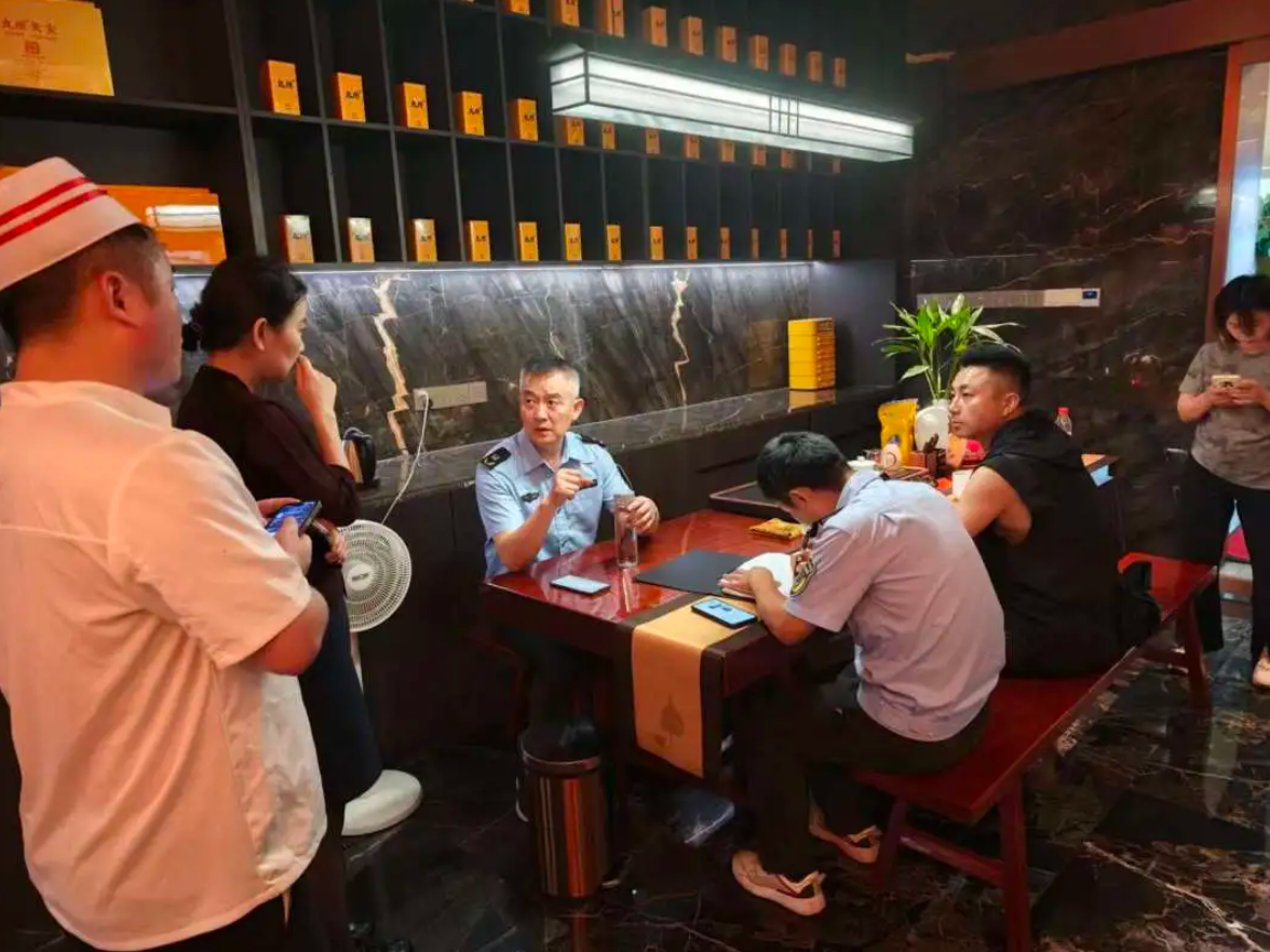 筑牢餐饮安全防线，芙蓉区持续深化网络餐饮食品安全专项治理