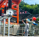 迎峰而上勇担当 多措并举护清凉