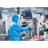 芙蓉国评论丨外贸向“新”,暖热千家万户的饭碗