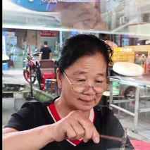 榕树下的烟火宜章 | 方寸修理铺 老匠人的半生坚守