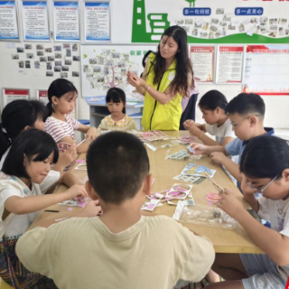苏仙区五里牌镇:书香浸润舒源沃土 交通平安守护童心