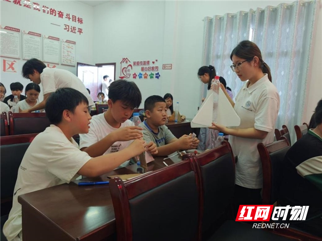 科创下乡启新程 北斗星火点亮少年科学梦
