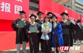根扎武陵，心向桃李——记湘西州优秀共产党员、吉首大学物理与机电工程学院教师向延鸿