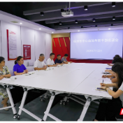 株洲市中心血站召开年轻干部座谈会 凝聚青年力量共话担当成长