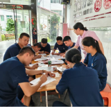 高温不负热爱 热血传递担当 金洞管理区开展无偿献血活动