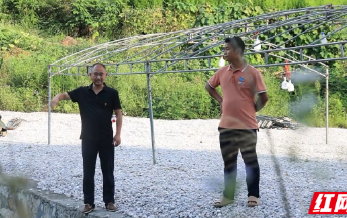 桂阳乡村闲置空地变身“欢乐泳池” 疏堵结合筑牢防溺水安全网