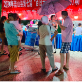 蓝山:夜市招聘会火热“开摊” 遛弯儿还能顺便找工作