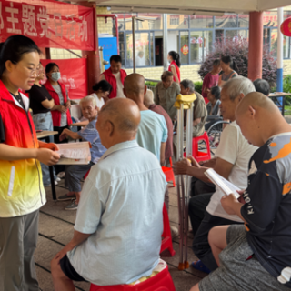 江永县潇浦镇卫生院联合开展敬老院健康体检活动