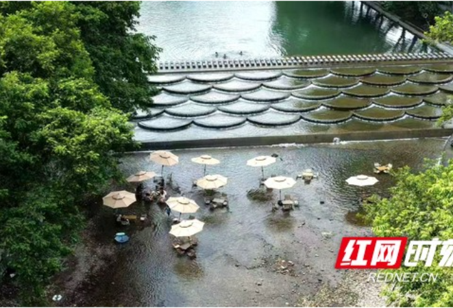 神秘湘西爽一夏丨吉首市隘口村清凉服务“上新”啦！