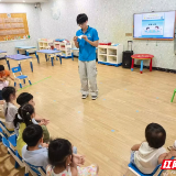 青春“三下乡” 双队同心践医心 湘南学院临床学子走进社区办实事