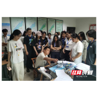 血吸虫如何智慧防控 湖南师范大学暑期社会实践团走进血防站观摩学习