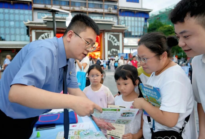 法治夜市：让检察温情浸润侗乡烟火气