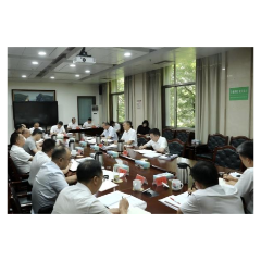 曾超群主持召开专题会议研究市委巡察工作