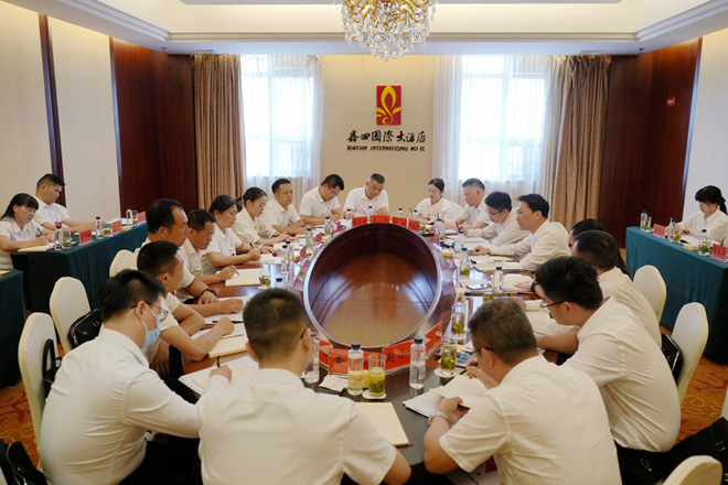 聚焦党代会｜王利、宋任飞参加代表团分团讨论