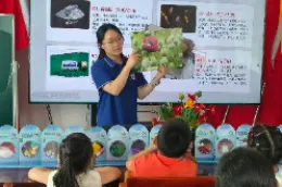 麻阳板栗树乡暑期公益服务成资源下沉“连心桥”