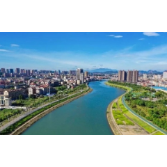 娄底市政府召开常务会议 何朝晖主持