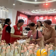 观沙岭街道:炎夏送清凉 关怀入人心