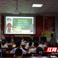 茶陵舲舫乡洮水村：暑期支教课堂变身“扫黄打非”普法阵地