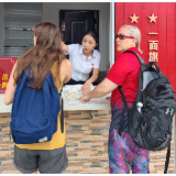 暑期特旺季 党员挺在前——张家界易程天下环保客运机关党支部接力值守党员岗亭纪实