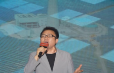 红色荣光·天下岳阳③丨视频：听青春最“红”的旋律！歌手袁树雄现场首唱《红色荣光》