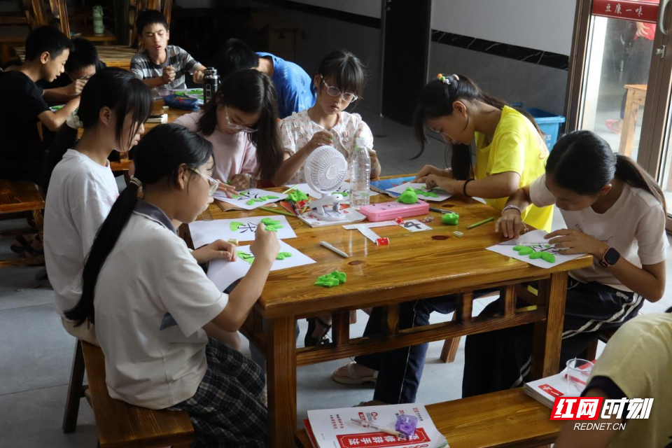 图片2.png 图片2.png