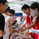 药食“湘”逢 邵阳市中医医院以药膳面点“快闪”点燃“湘超”中医药夜市