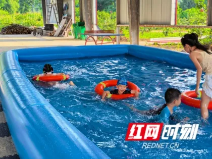 慈利县杨柳铺乡杨溪社区：盘活党群阵地 打造“一站式”青少年运动乐园