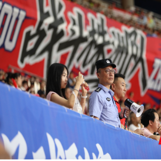 株洲公安：绿茵场外的“藏蓝”安全防线