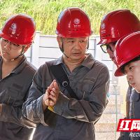 国网株洲供电公司:110千伏泉塘变改造现场迎来变电“新兵”
