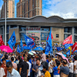 组图丨万般热爱汇潇湘,五湖四海皆家人——全国球迷旗帜闪耀湘超永州主场