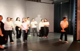 党建引领铸精品 创新模式树标杆——韶山城乡集团投资建设“映山红·电影里”