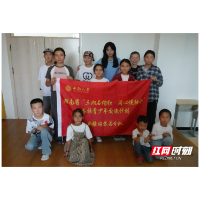 中南大学“昭禾启智”实践团走进昭苏镇老街社区开展普通话推广活动