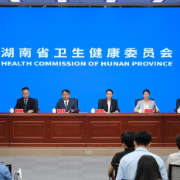 堵奶、生病、奶水不够怎么办?“母乳喂养全攻略”来啦