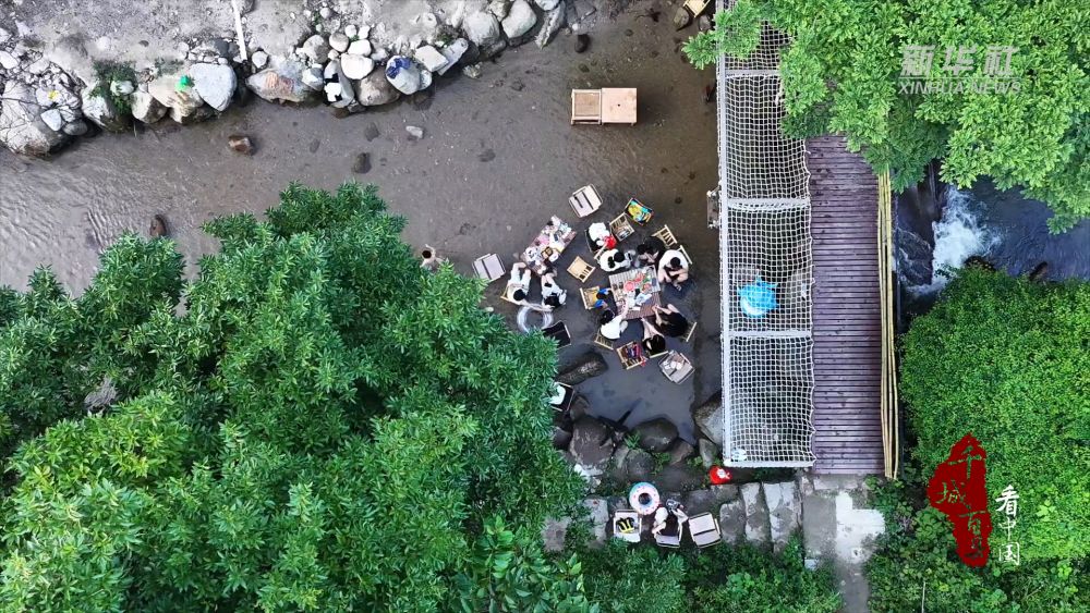 南岳：溯溪避暑带动夏日经济