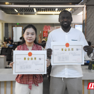 市场与人才的“双向奔赴”——两名外籍人才来岳阳临港高新区创业了!