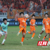 闪电开局、险守胜果!益阳客场2∶1战胜张家界,三连胜稳居湘超榜首