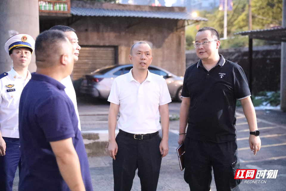 8.8魏春生专题督导老旧小区及多合一场所消防安全工作(1).jpeg