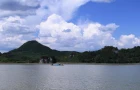 酉水河汛期漂浮物激增 永顺县全力清理守护碧水清流