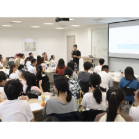 从“刷高分”迈向“深思考”—— 暑假第一课,“准大学生”们这样学
