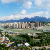 贺辉主持召开市委常委会会议