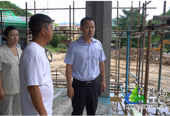 曾艺调研蓝山谷项目建设工作