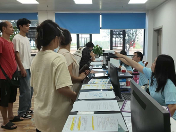 道县：生源地助学贷款暖心护航 助力学子逐梦大学