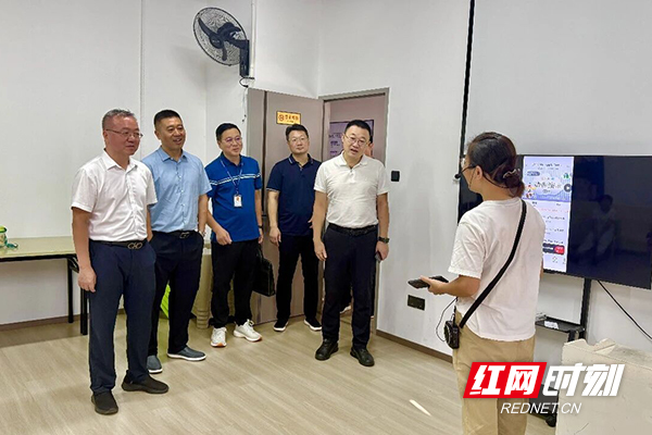 株洲市领导带队开展校外教育培训机构暗访检查工作