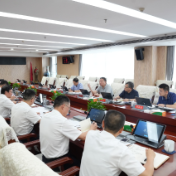 毛万春在湖南高速集团调研