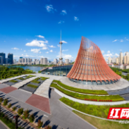 市领导调研城市治理和优化营商环境工作