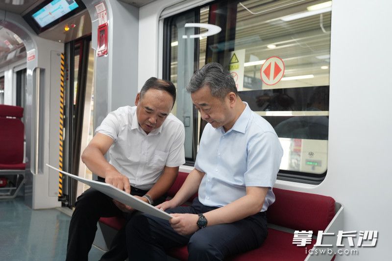 陈竞调研磁浮快线运营和建设情况。