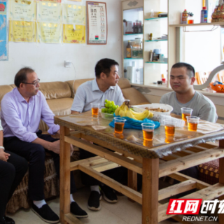 还没报到,学校的关心先到了——湘南学院走访慰问新生李清灵